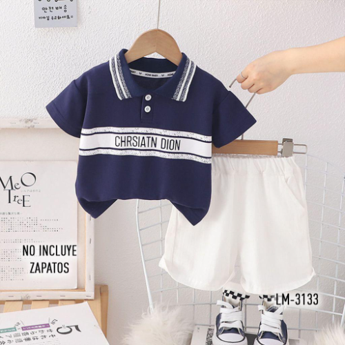 CAMISA AZUL TIPO POLO FRANJA CON LETRAS SHORT BLANCO NINO AZUL/BLANCO